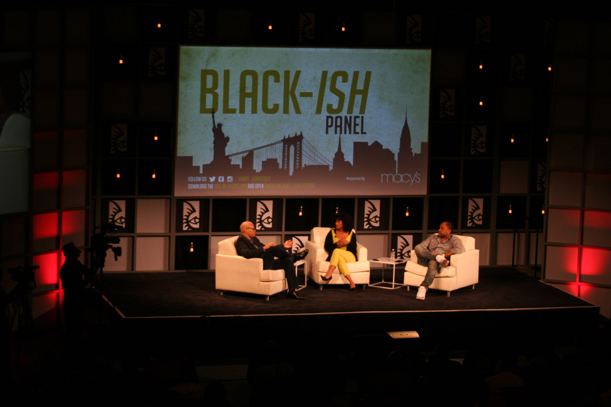 Larry Wilmore moderating Tracee Ellis Ross and Kenya Barris at the Blackish Panel - New York Hilton Midtown - American Black Film Festival