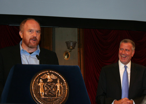 Made in NY Award Honoree Louis CK with New York City Mayor Bill de Blasio