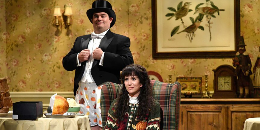 Bobby Moynihan and Kristen Wiig appear in the Thanksgiving Foods sketch on Saturday Night Live on November 19, 2016.